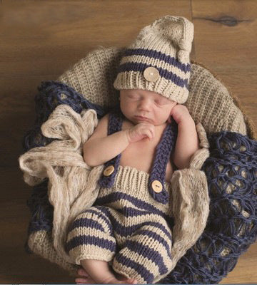 Baby-Strickpullover mit Cartoon-Motiv