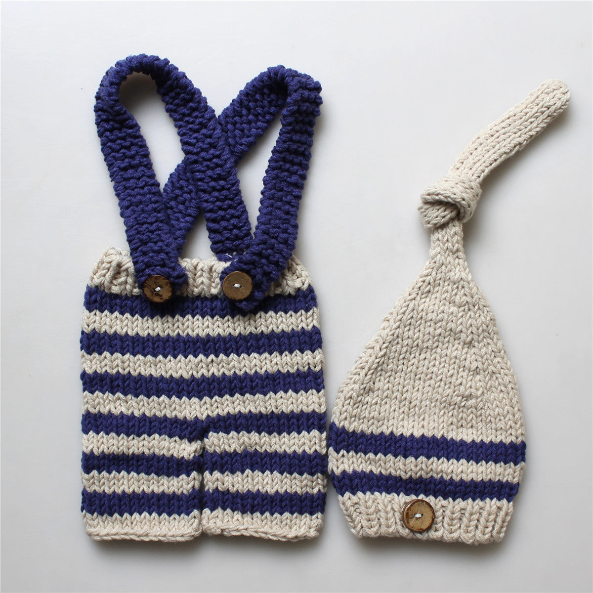 Baby-Strickpullover mit Cartoon-Motiv